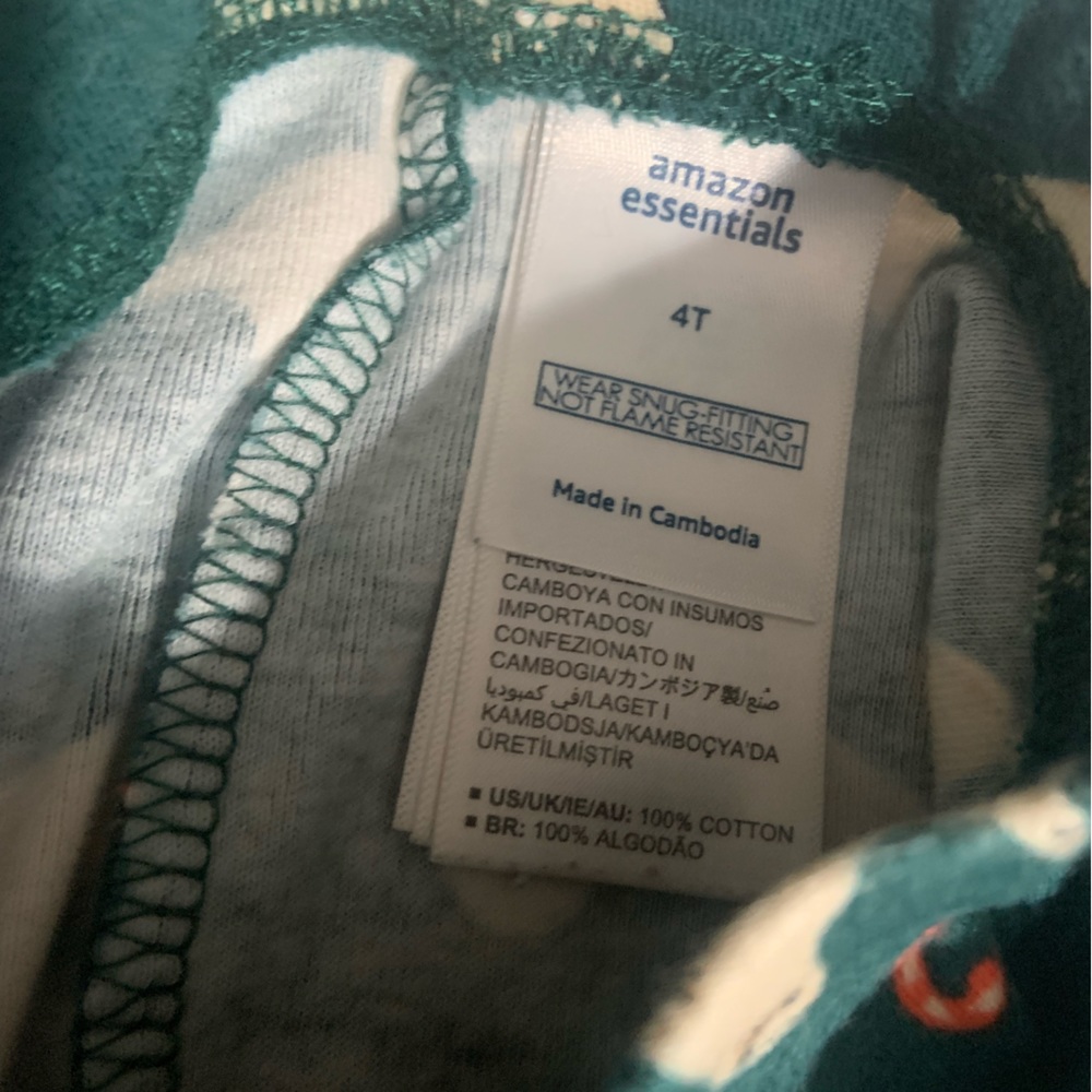Amazon Essentials Snug-Fit holiday PJ’s ⭐️ - Picture 3 of 3